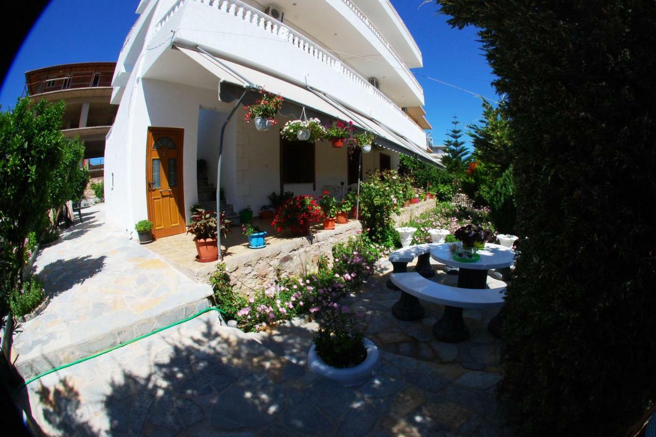 Vila Renato Εξαμίλιο Εξωτερικό φωτογραφία
