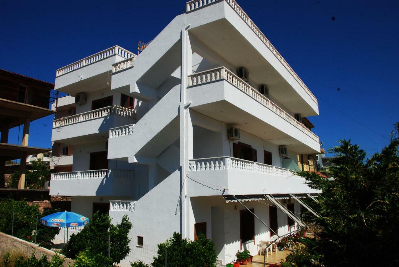 Vila Renato Εξαμίλιο Εξωτερικό φωτογραφία